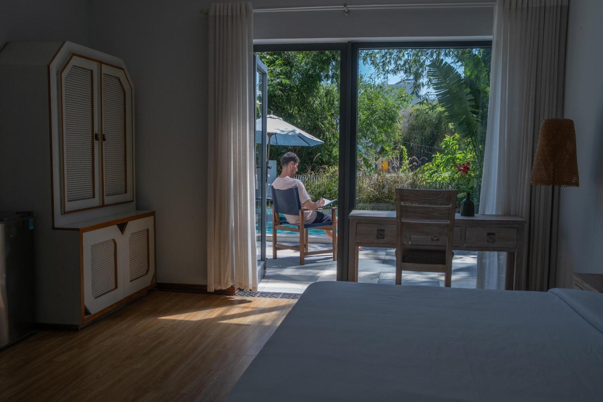 Homeday Retreats Tan Thanh Exterior photo
